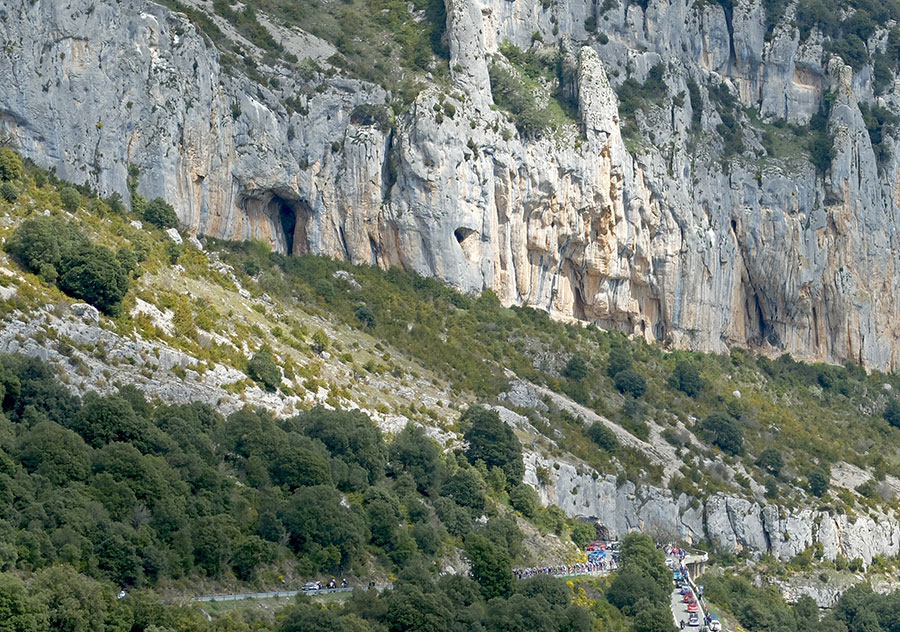murs du col de Etxauri