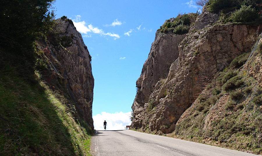 La Aldea mountain pass